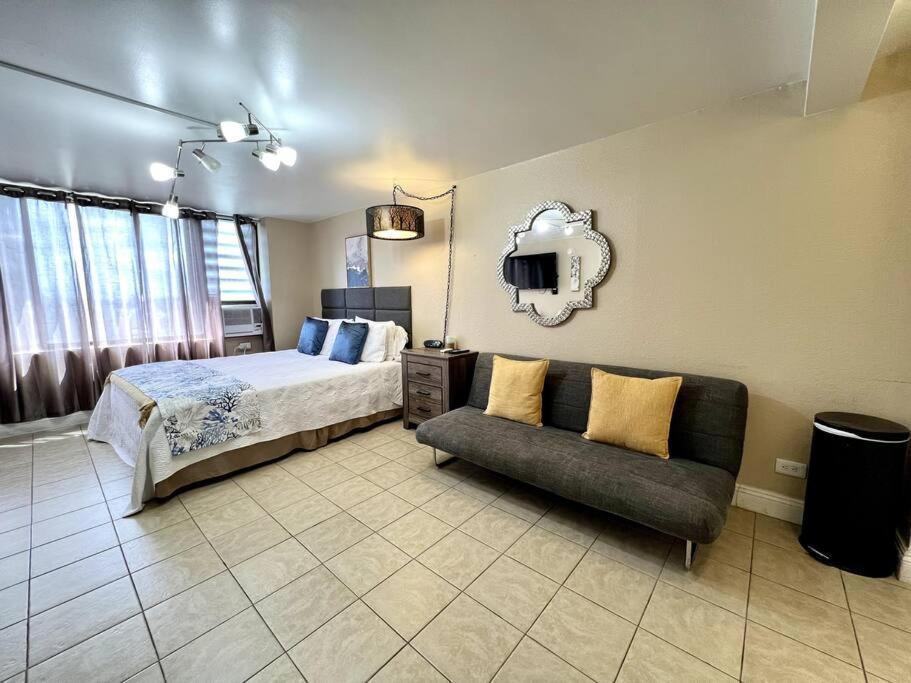 King Bed, Spacious, Legal, View Honolulu Exteriör bild